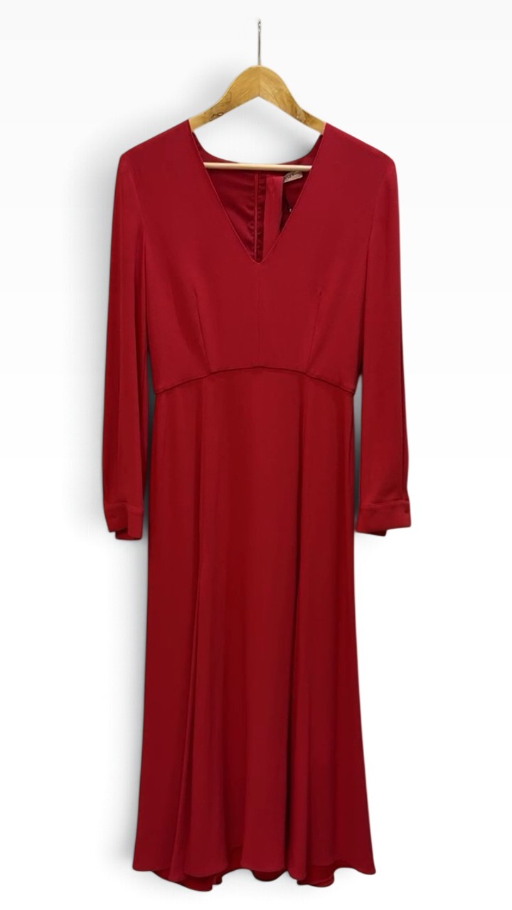 Twin-Set Red V-Neck Maxi Dress 42 – preloved at STYLE/colab (photo 1 of 2)