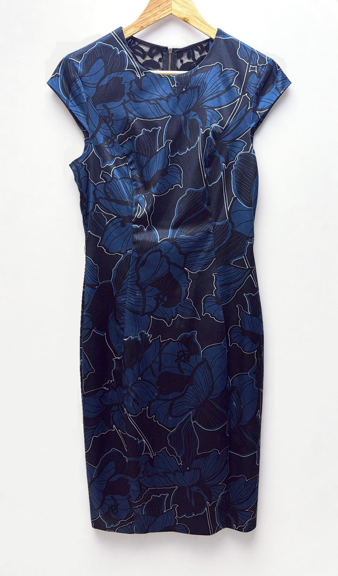 Cue Black Blue Floral Dress 12