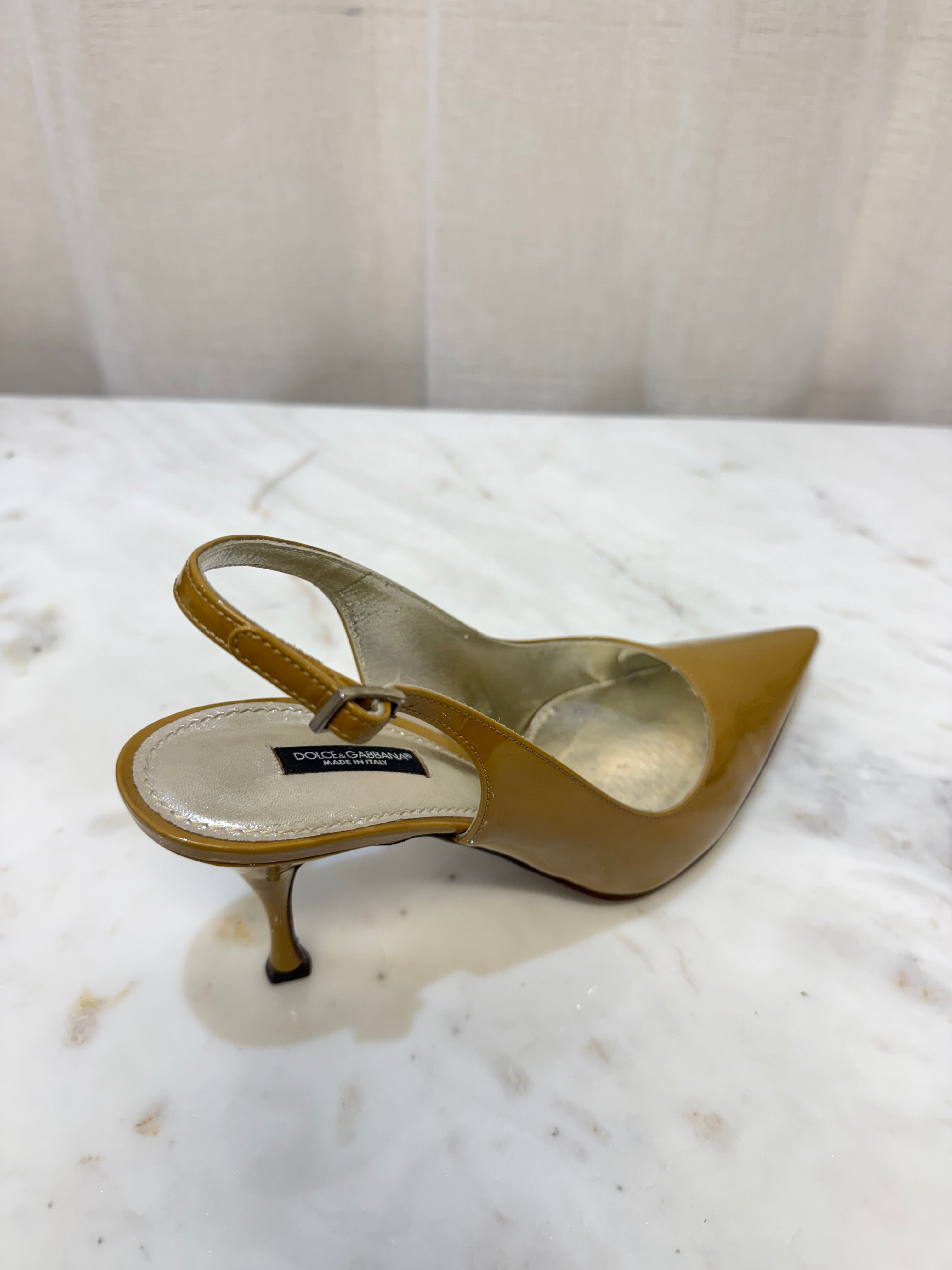 Dolce Gabbana Mustard Patent Slingback 40 WB