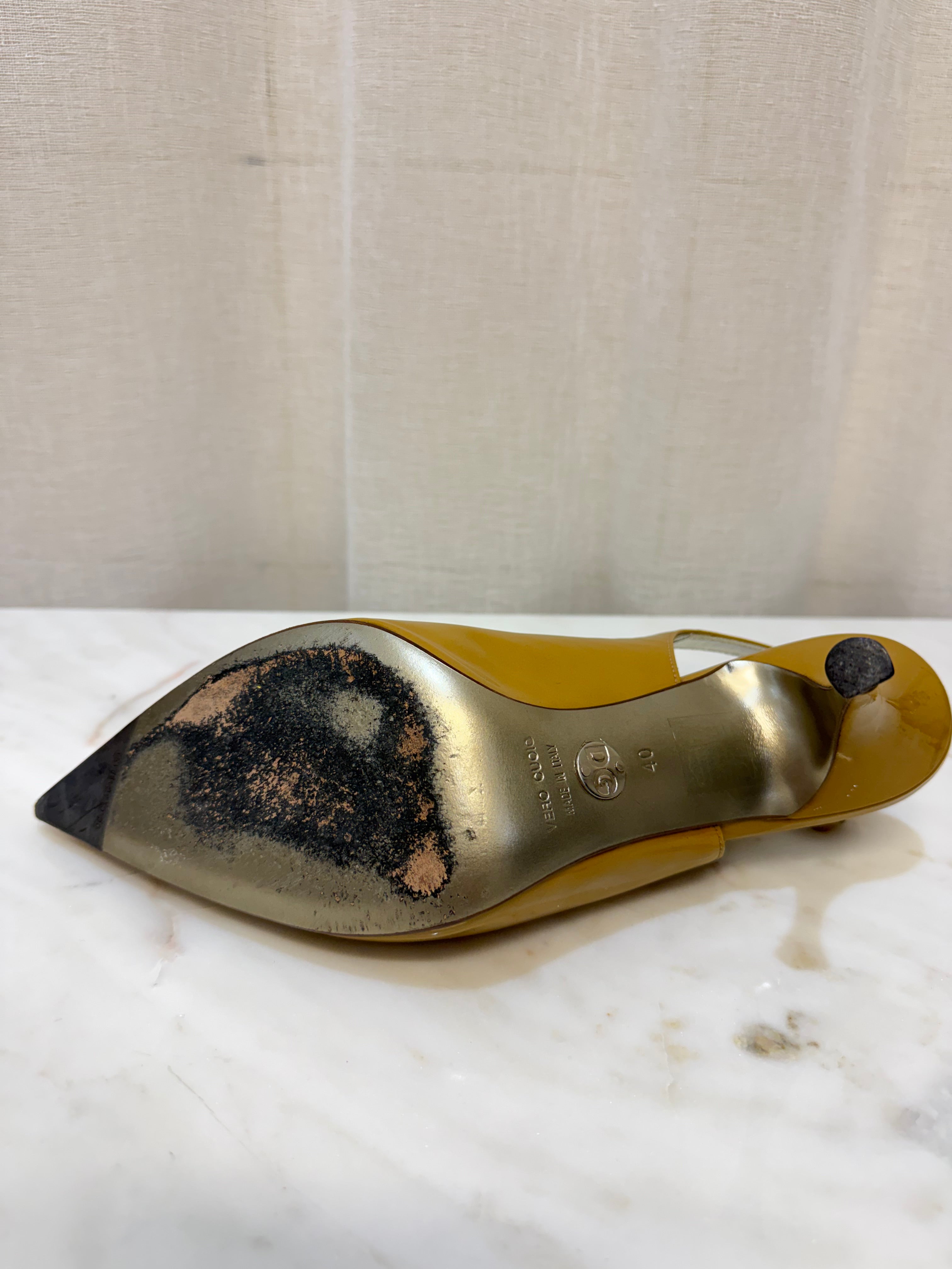 Dolce Gabbana Mustard Patent Slingback 40 WB