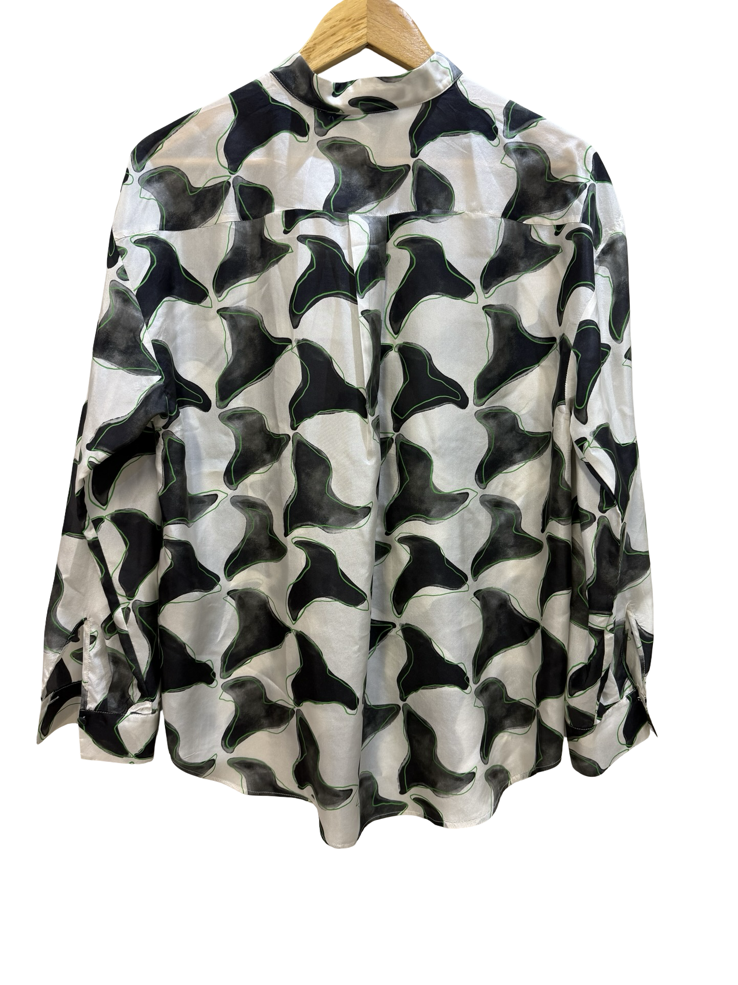 Luisa Cerano Grey/Green Shirt 10