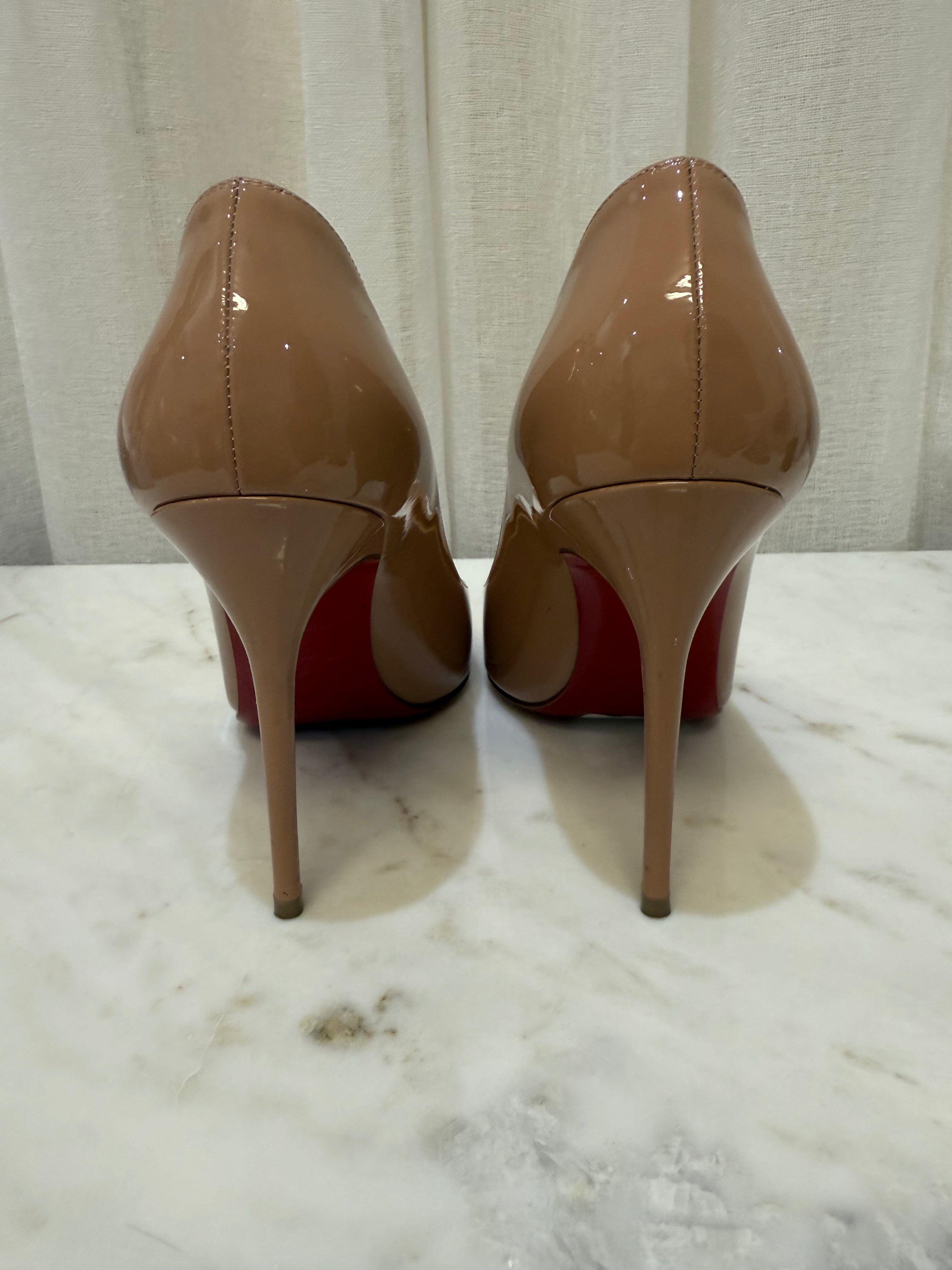 Christian Louboutin Nude Heels 37