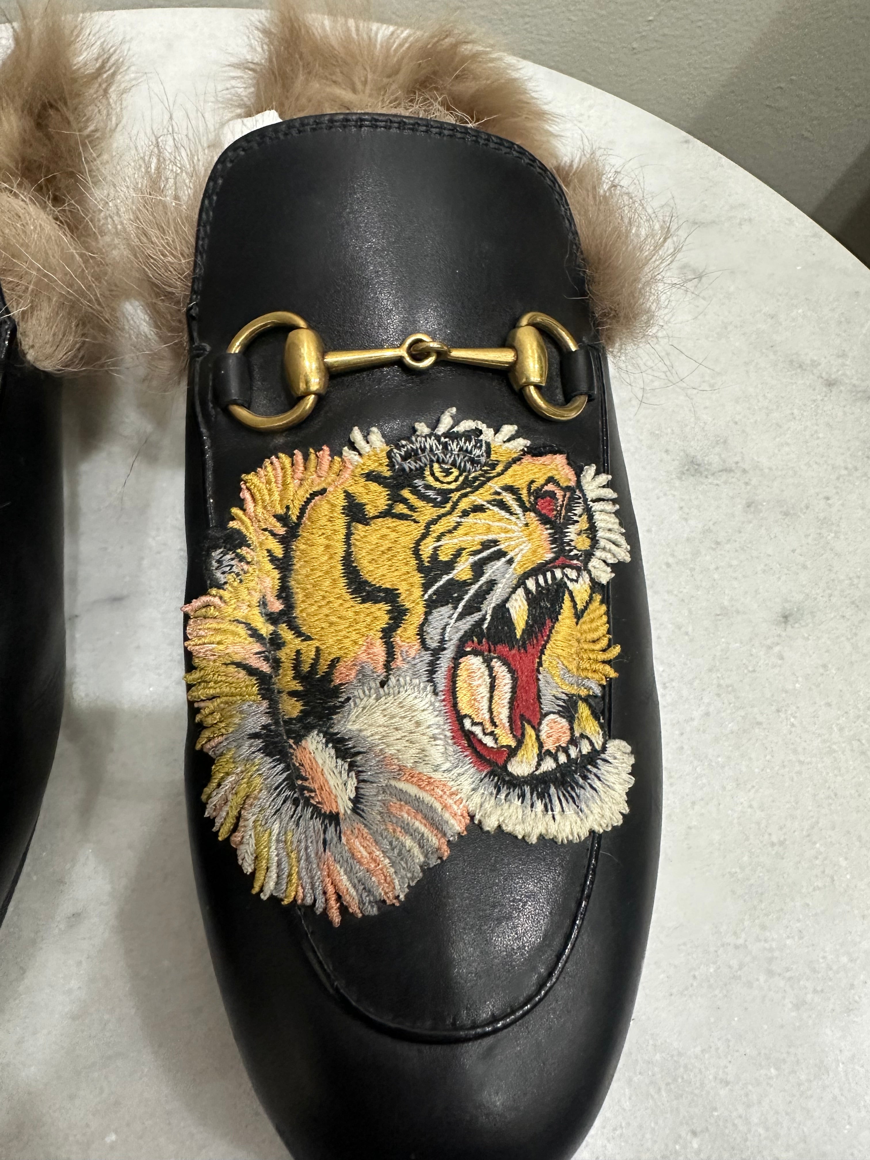 Gucci Black Slides 39