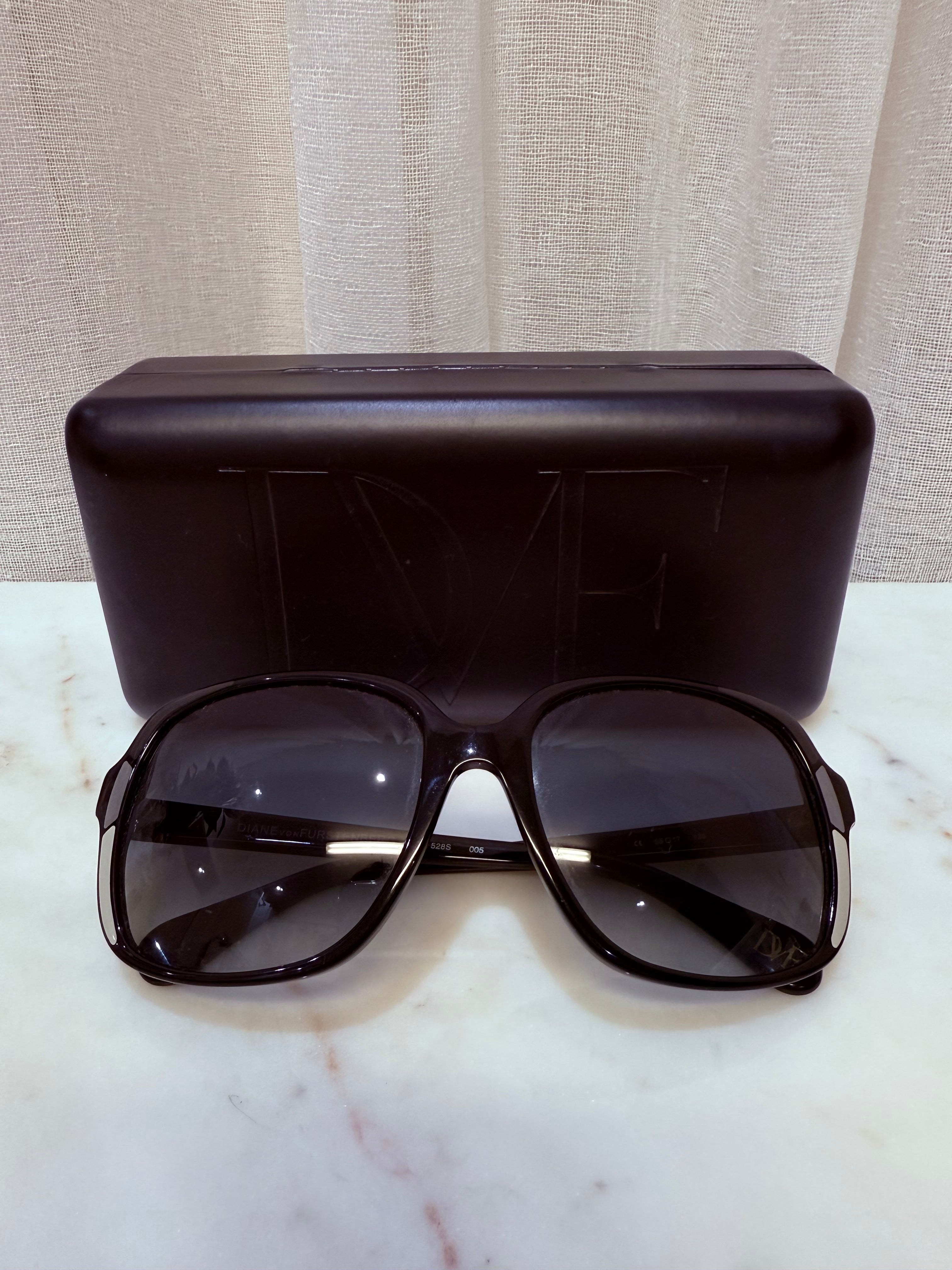 Diane Von Furstenberg Black Sunglasses