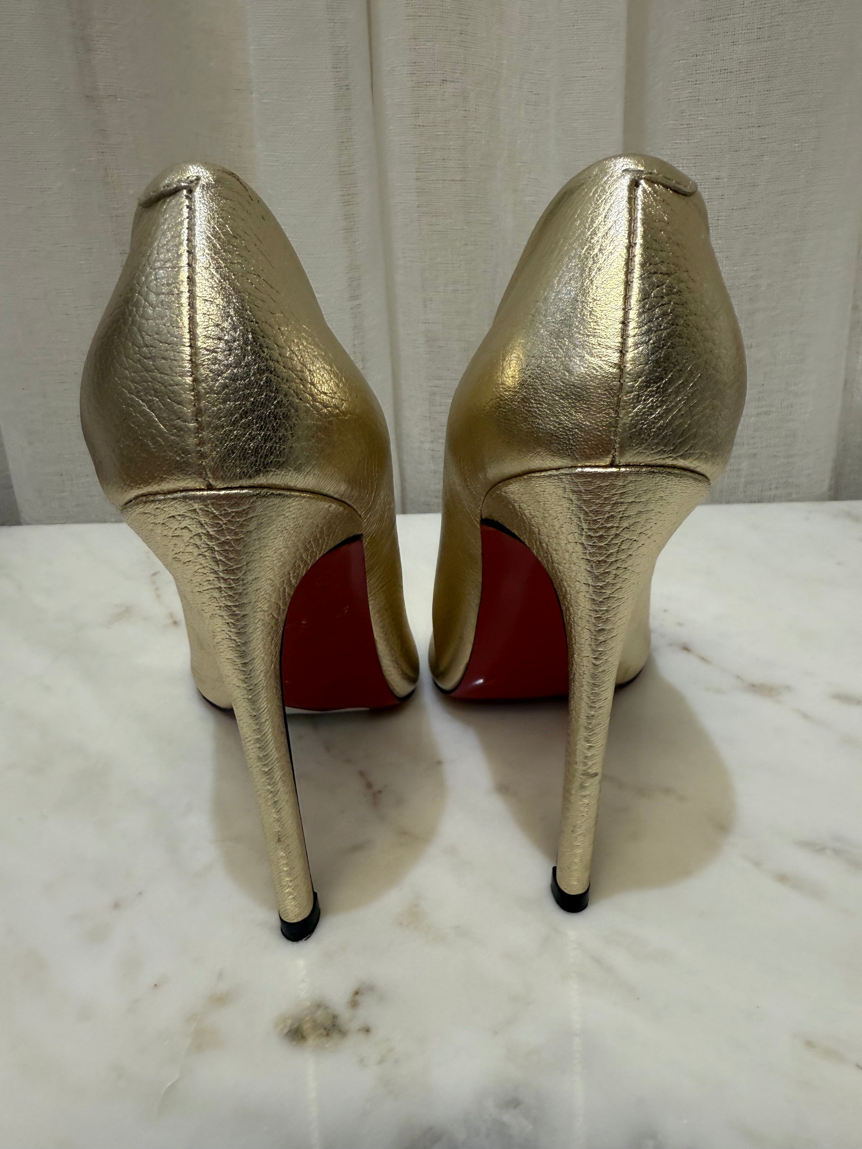 Louboutin So Kate Gold Size 36