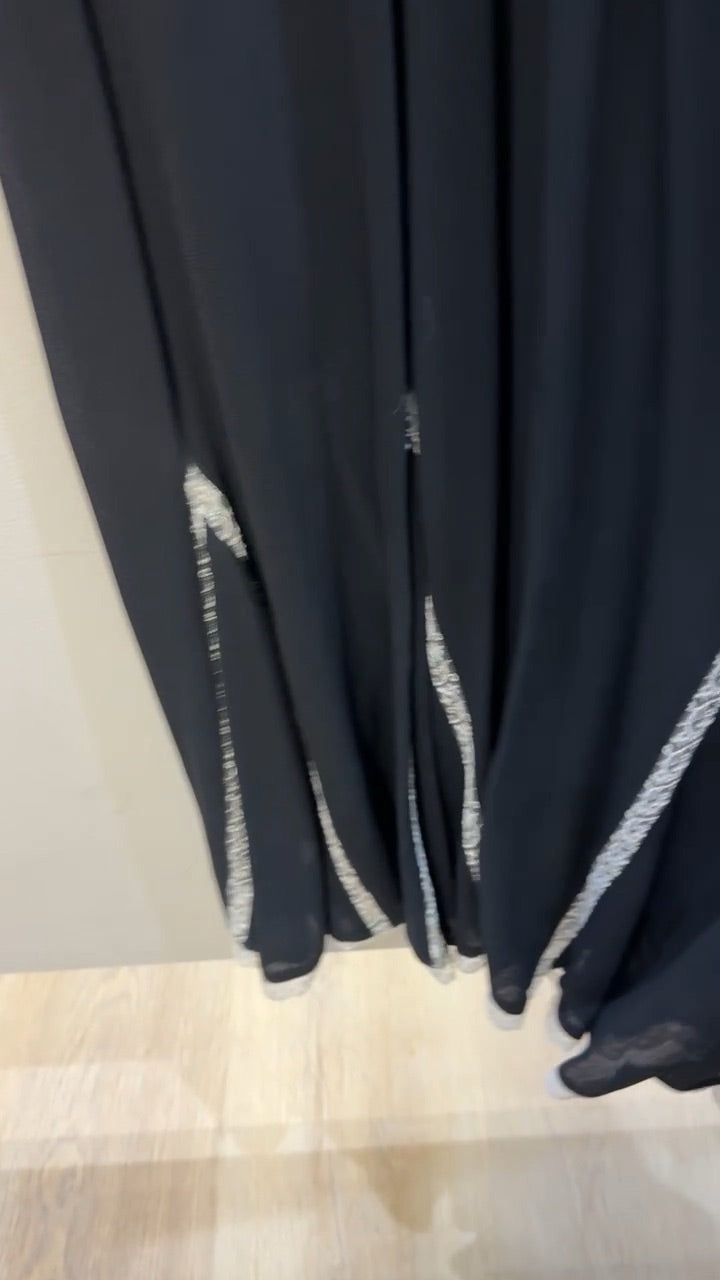 Moss & Spy Black Lace Dress 12 – preloved at STYLE/colab (photo 7 of 9)
