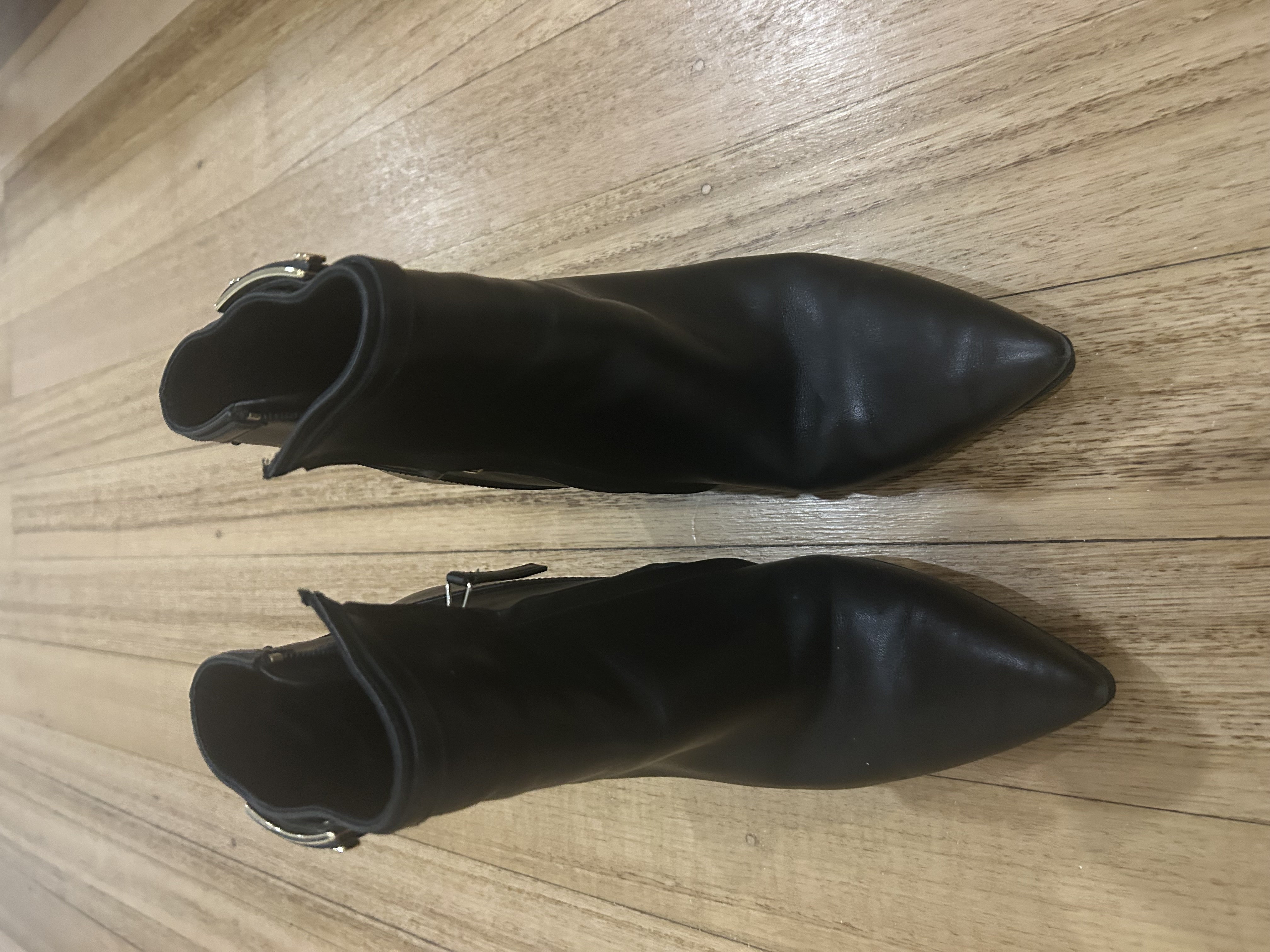 Hugo Boss Black Wedge Ankle Boots 38