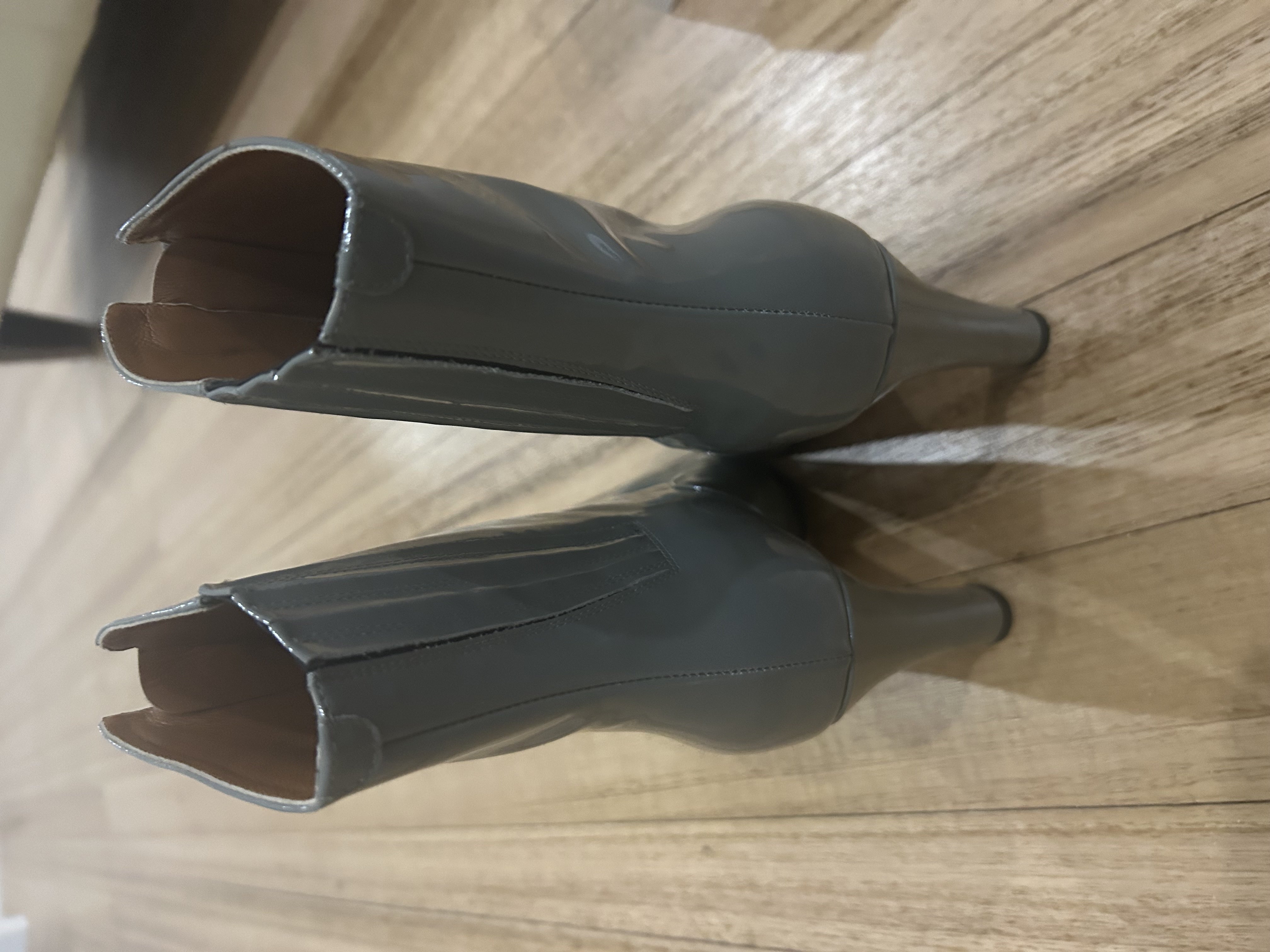 Valentino Garavani Grey Boots 38