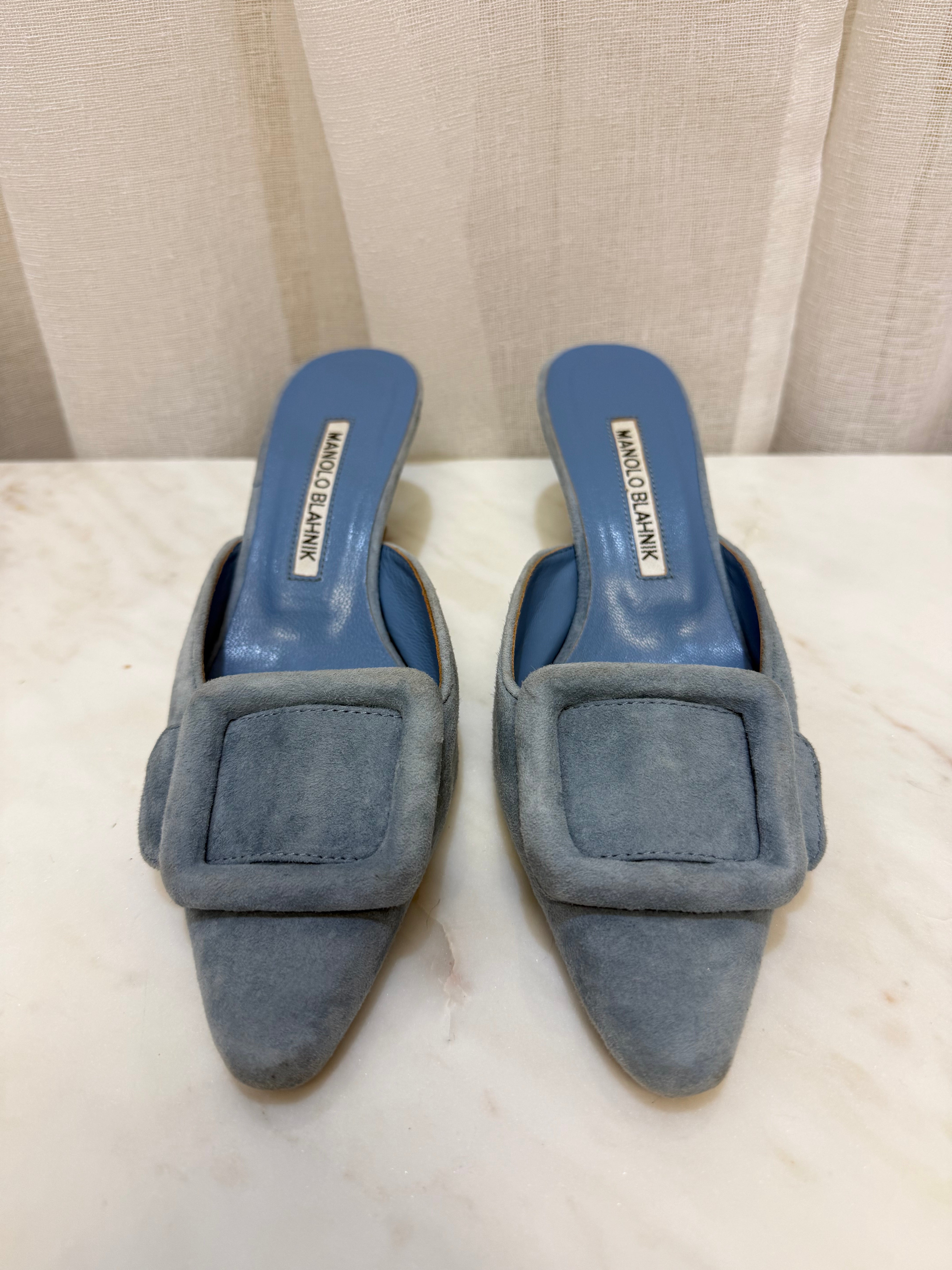 MANOLO BLAHNIK Pale Blue Mules 35