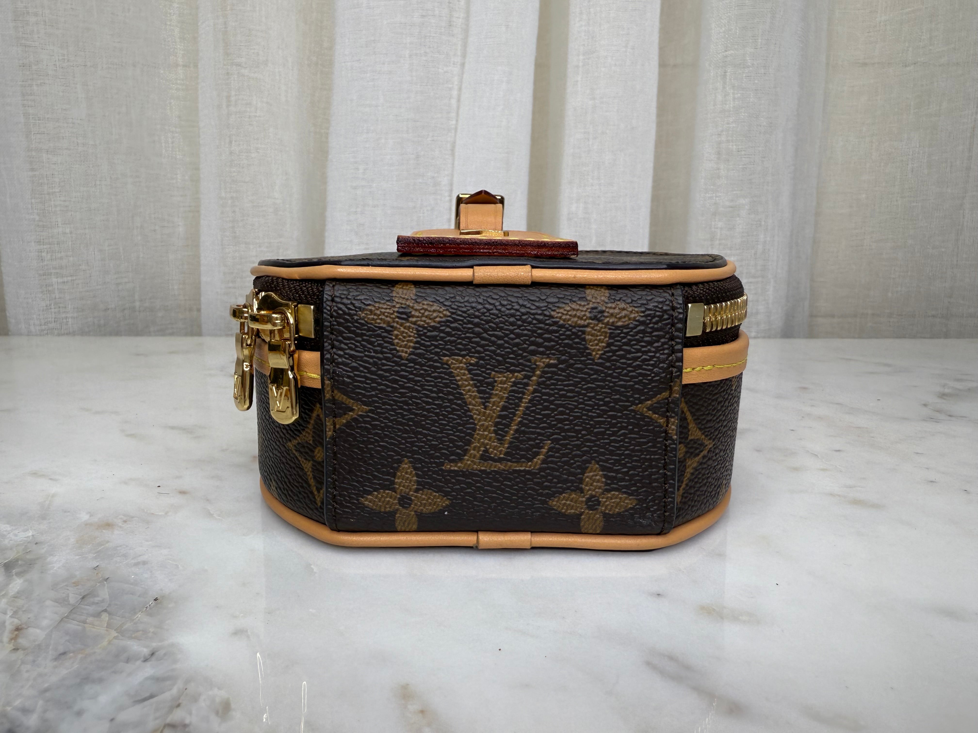 Louis Vuitton Mini Boite Chapeau