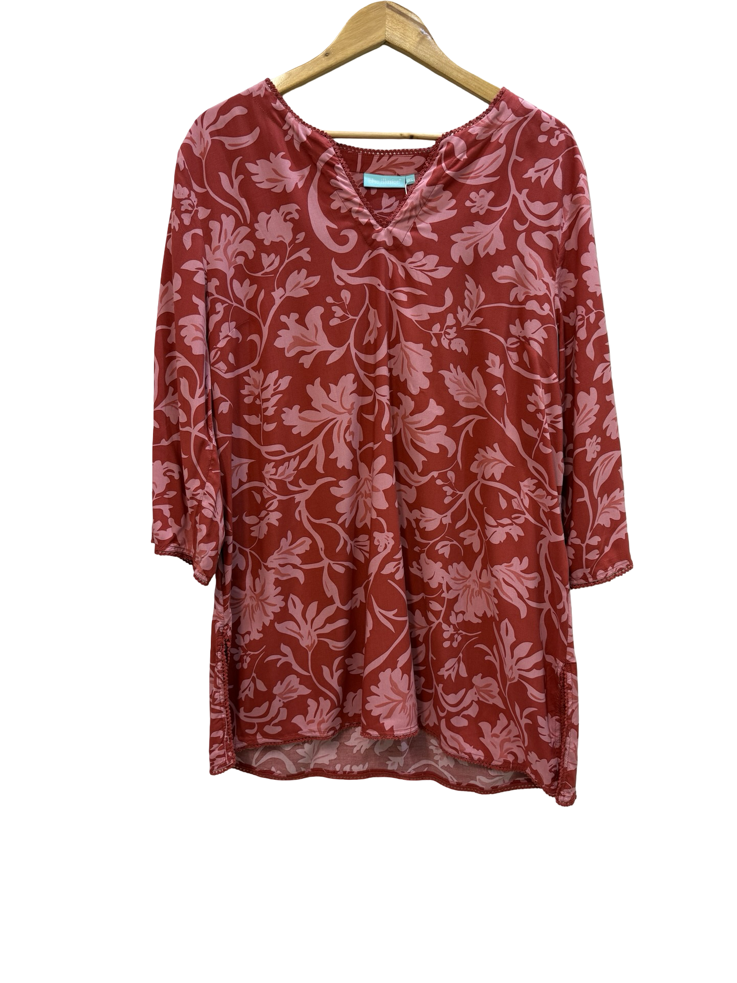 Blue Illusion Pink/Red Tunic XL