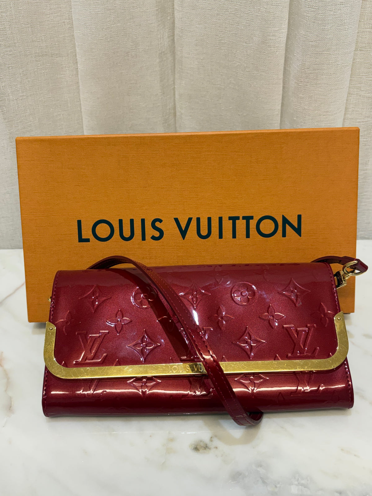 Louis Vuitton Red Vernis Purse WB