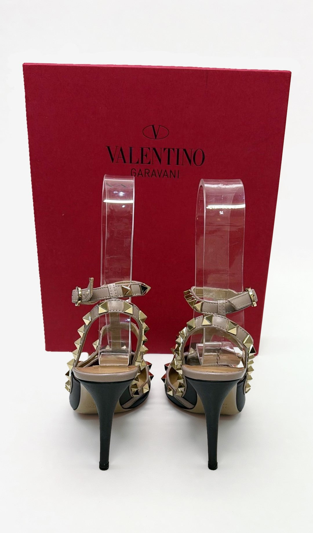 Valentino Garavani Black Nude Pumps 37