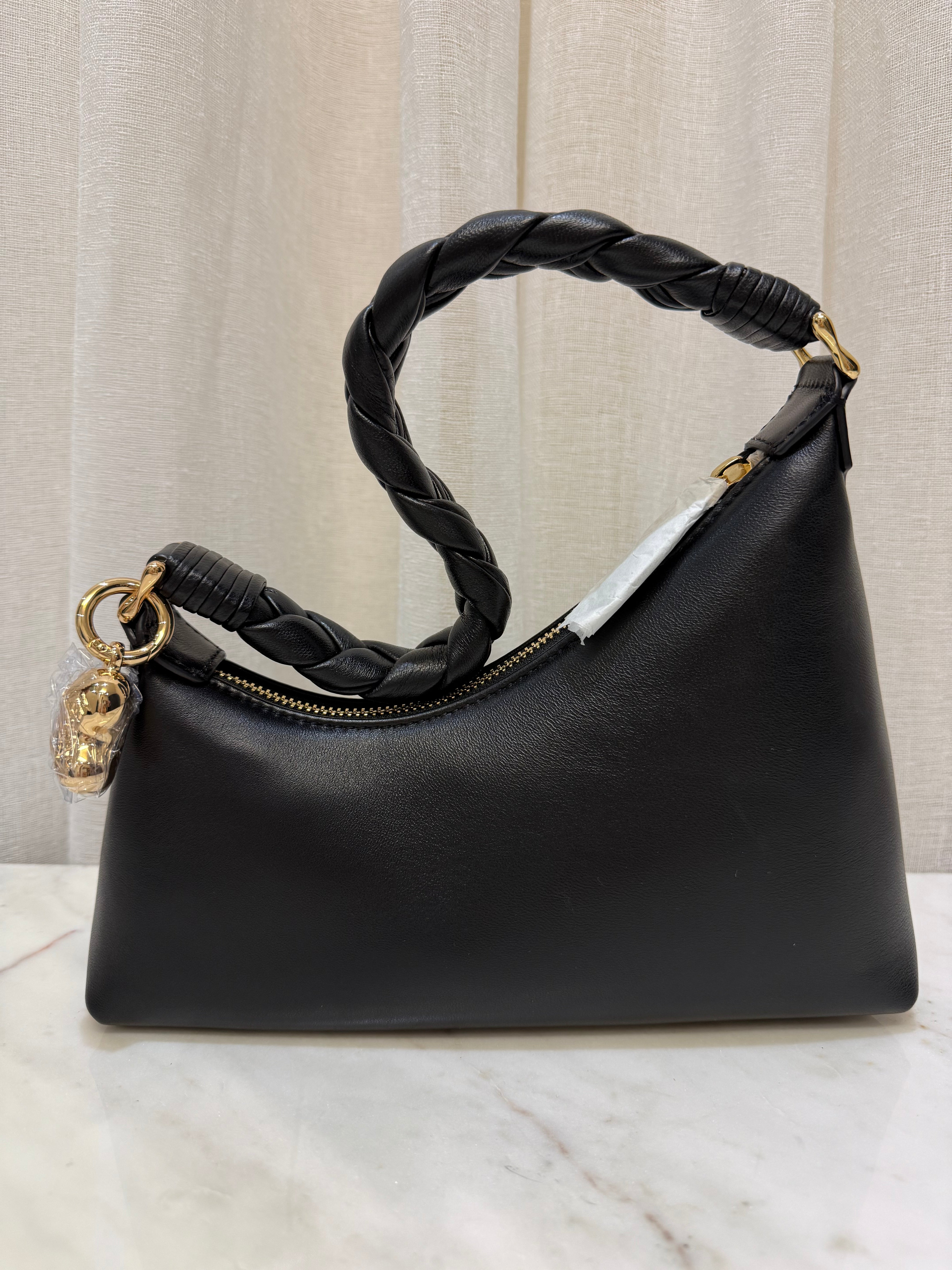 Aupen Black Handbag With Braided Strap