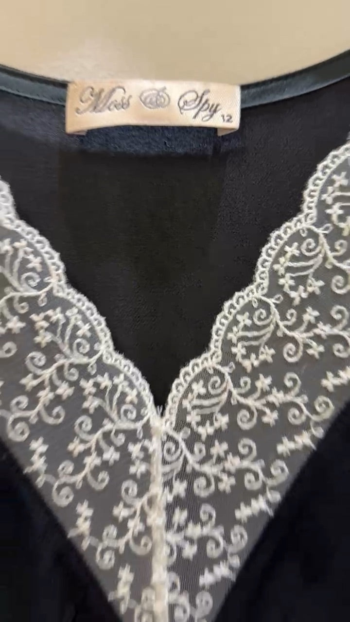Moss & Spy Black Lace Dress 12 – preloved at STYLE/colab (photo 4 of 9)