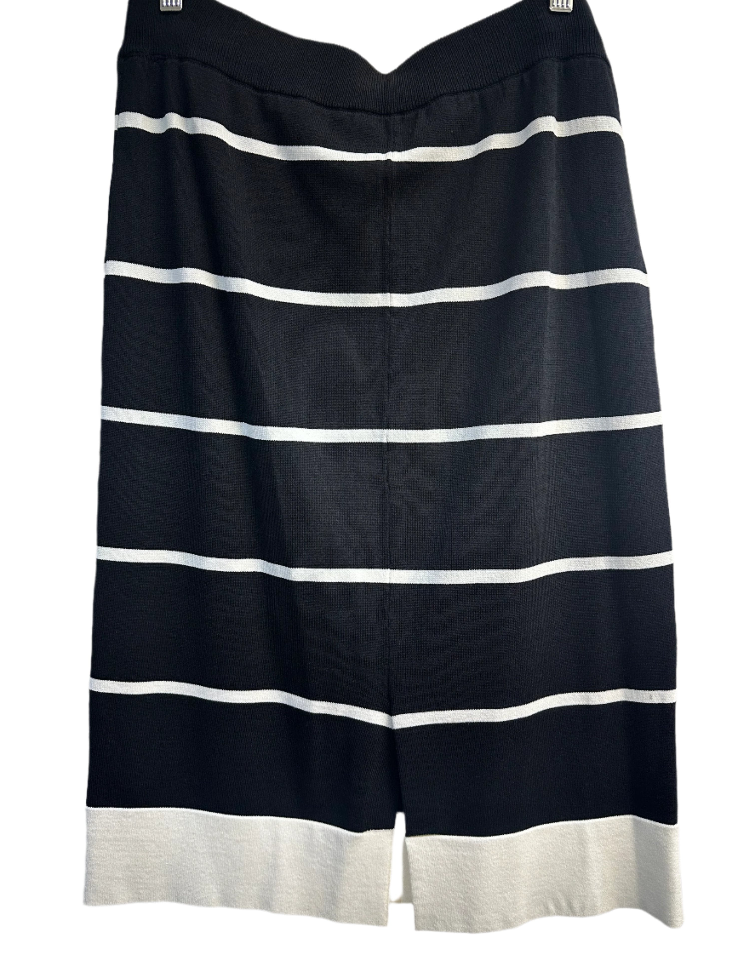 Cooper Black Skirt L