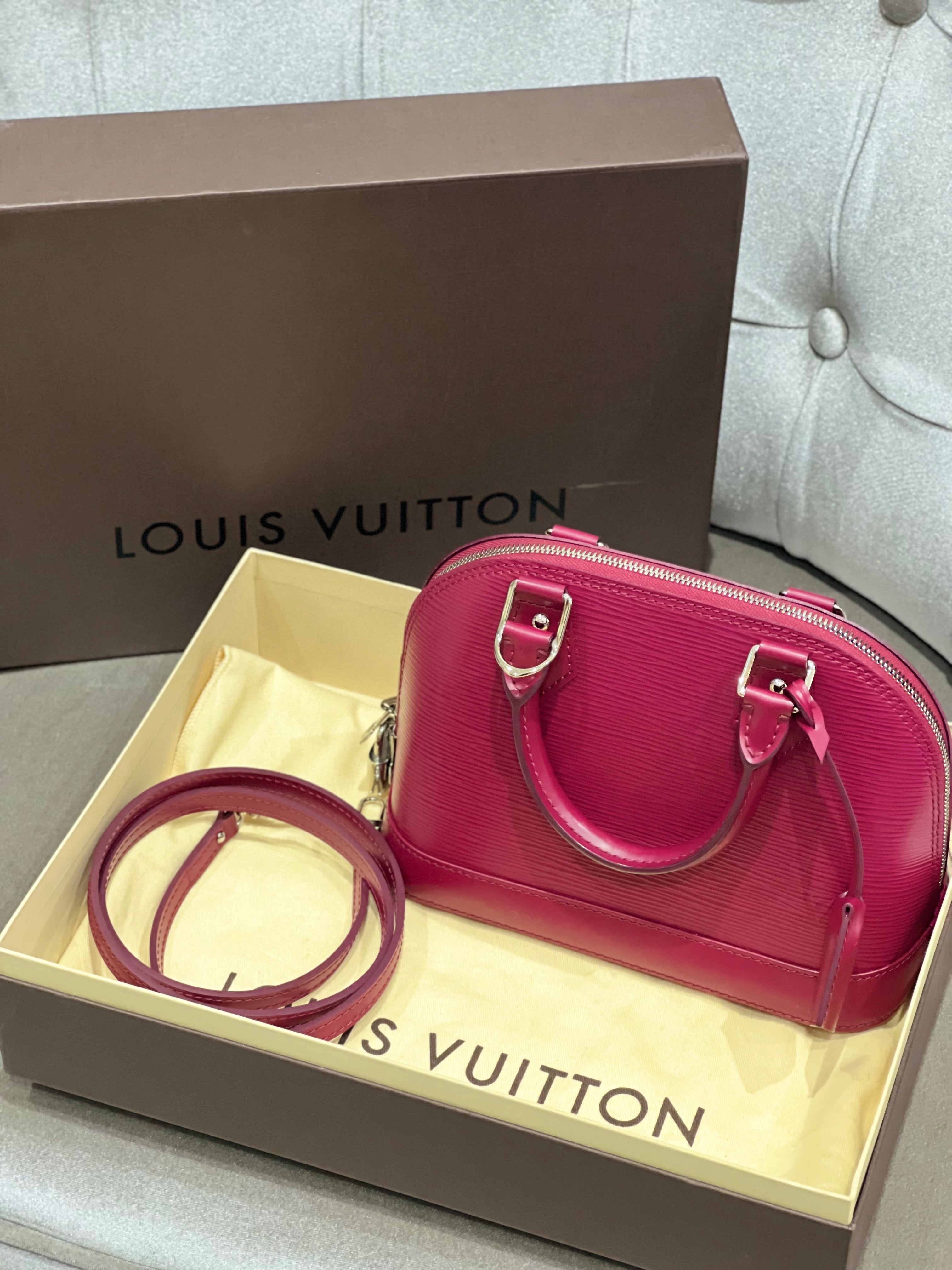 Louis Vuitton Fuchsia Epi Alma BB PInk