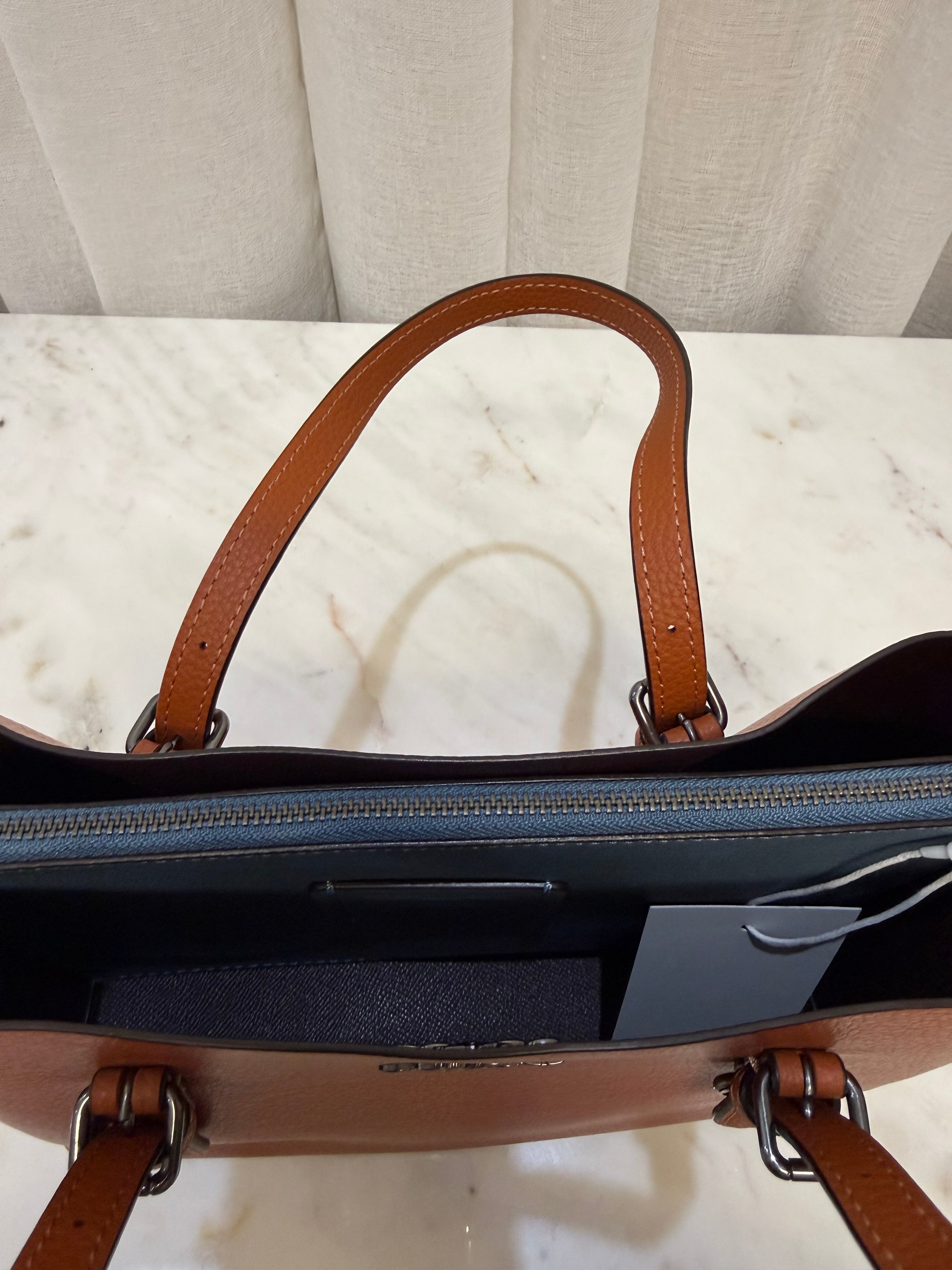 Coach Mollie Tote Bag 25 Orange