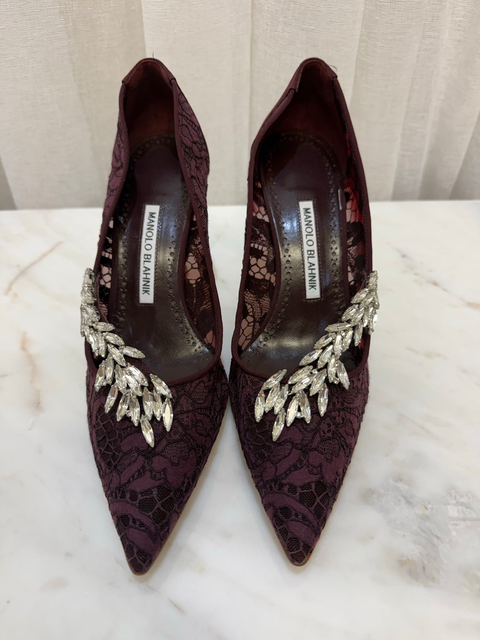 Manolo Blahnik Burgundy Lace Nadira Heels 38