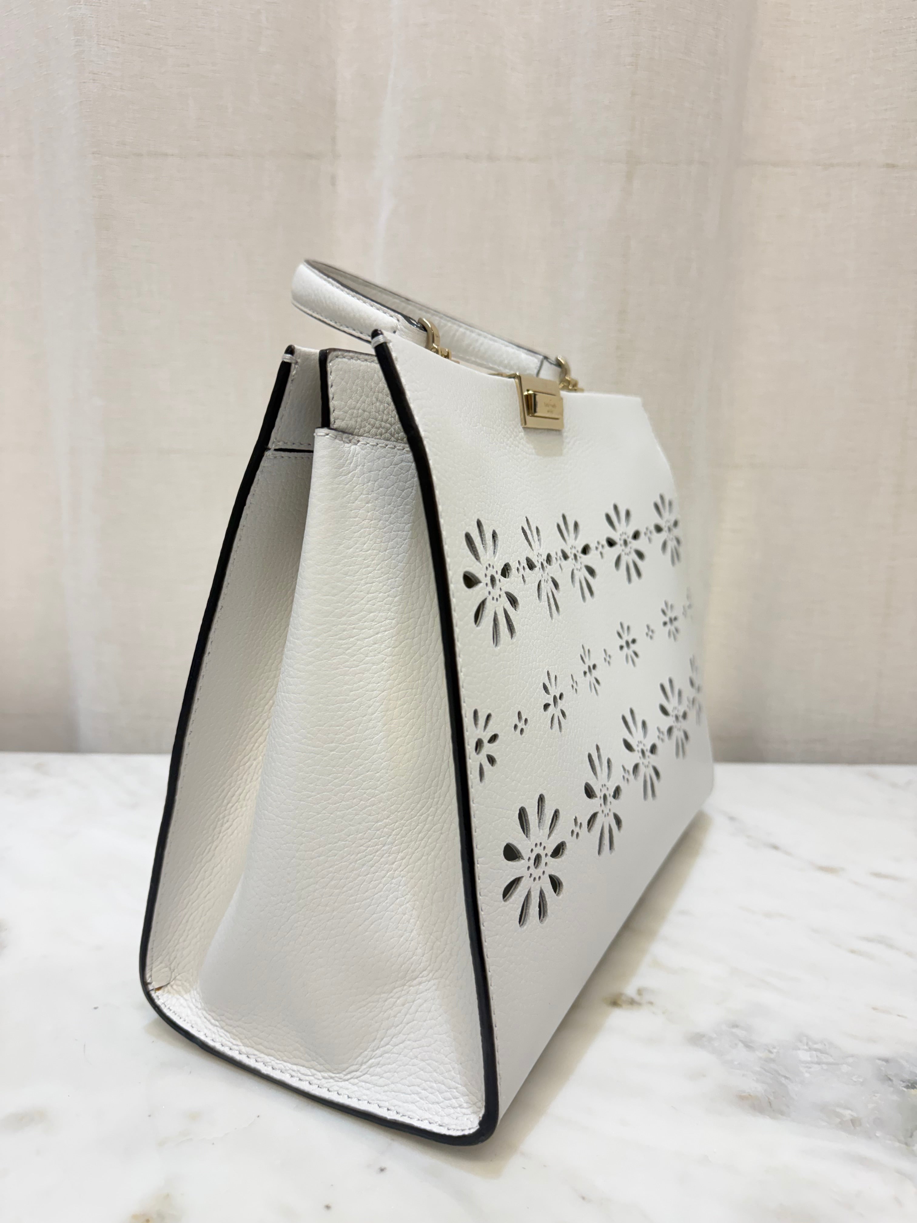 Kate Spade White Shoulder Bag WB