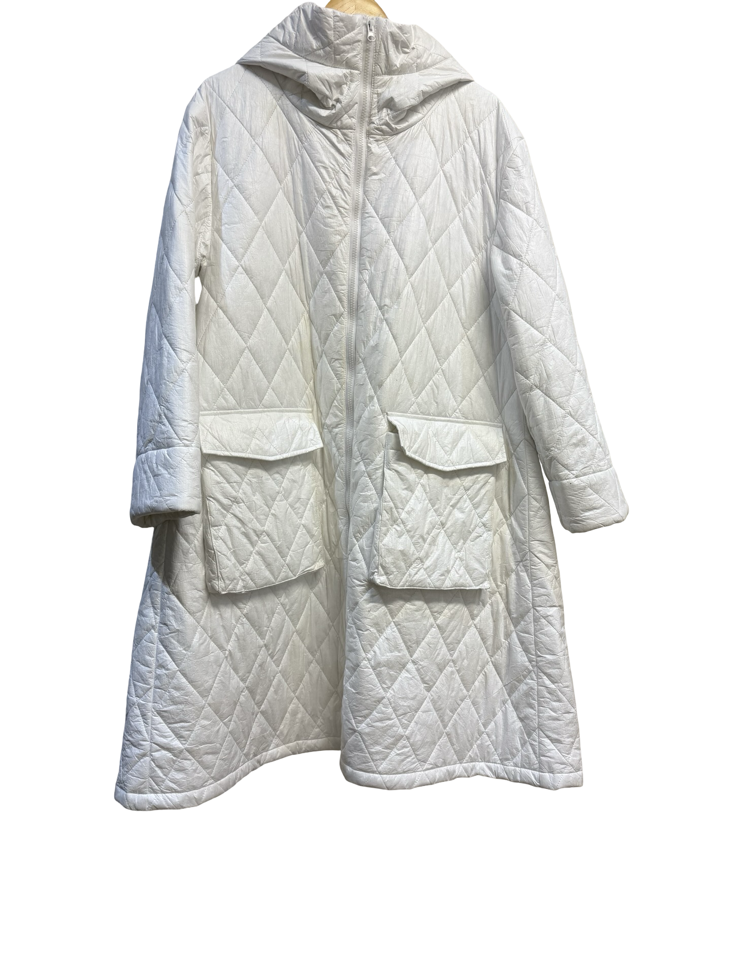 M.A.Dainty White Coat 14