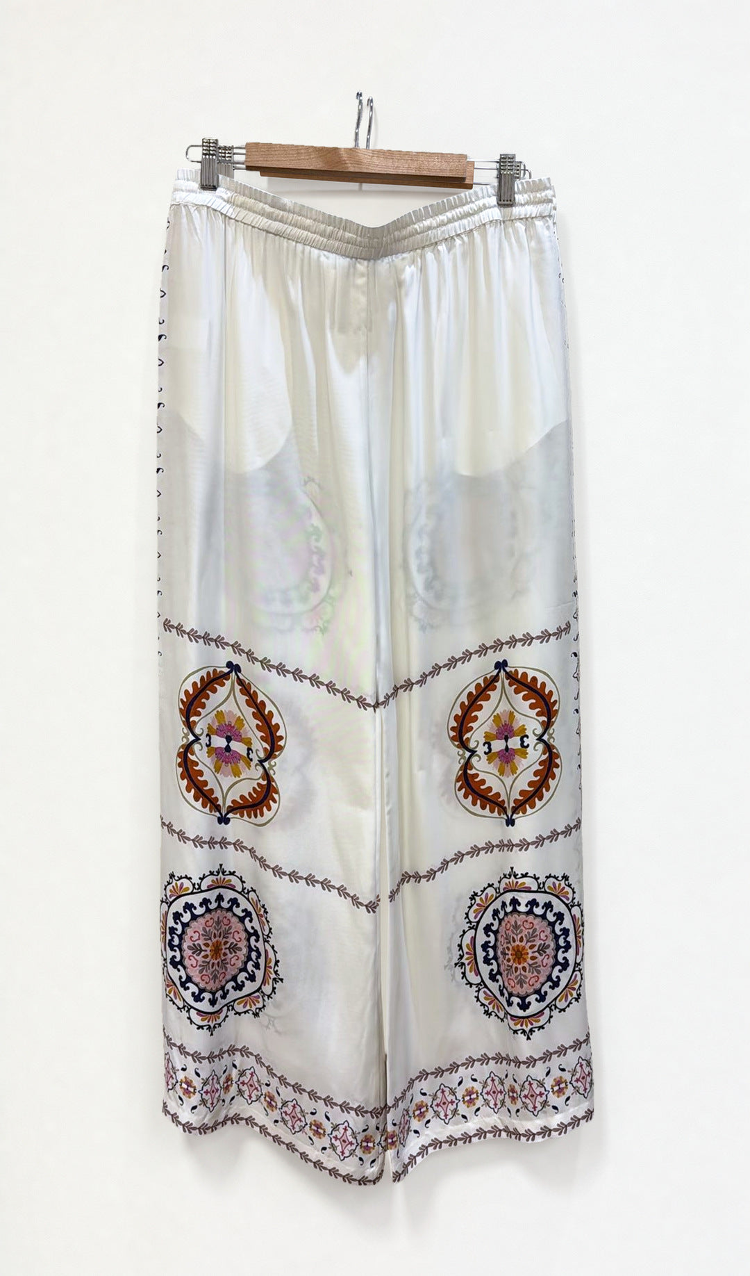 Jade White Patterned Pants M