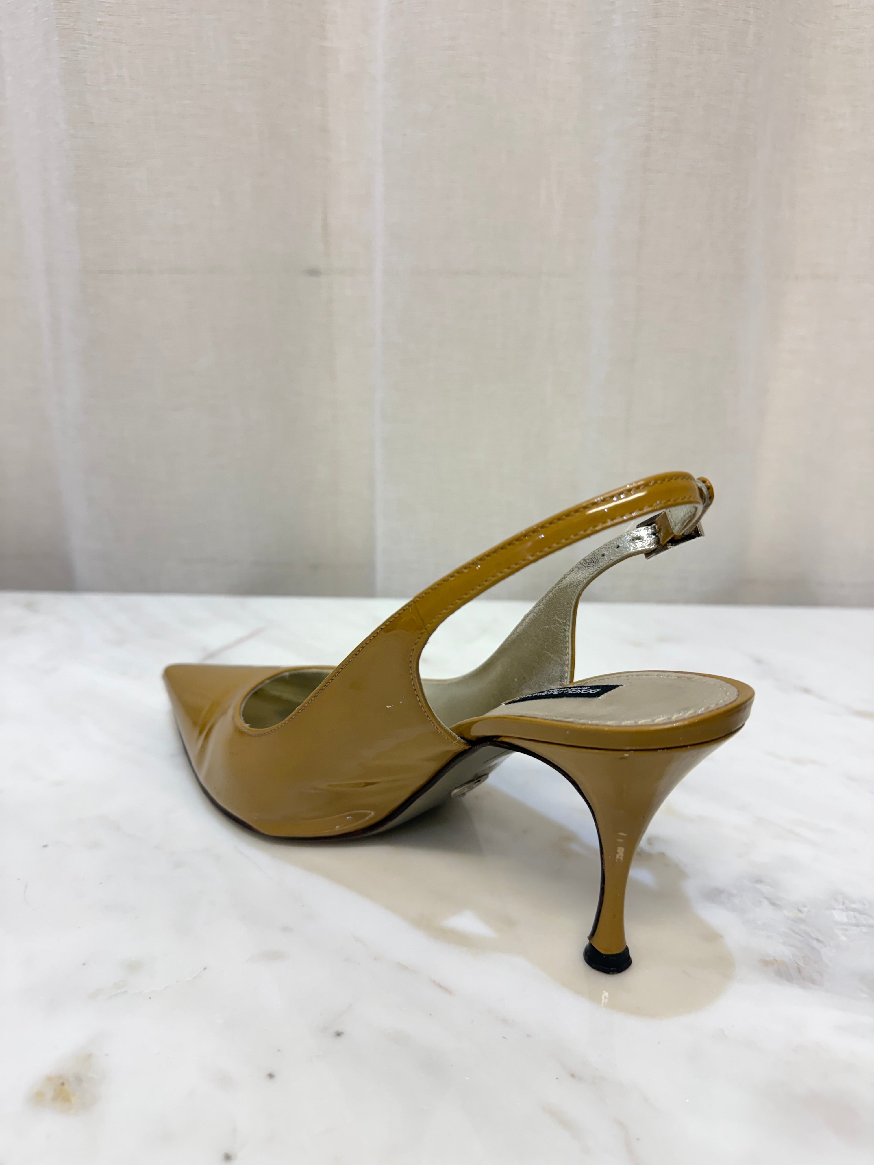 Dolce Gabbana Mustard Patent Slingback 40 WB