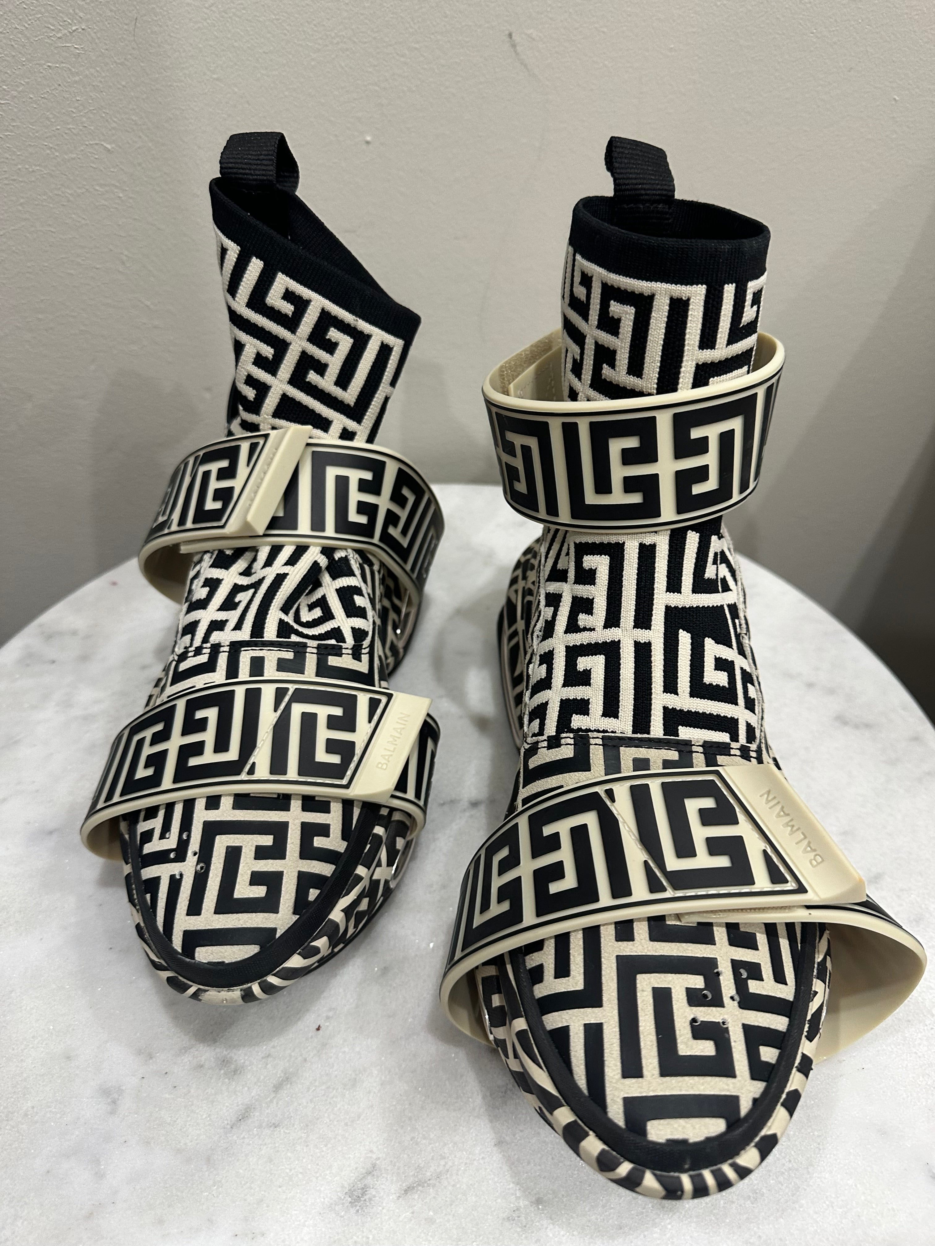 Balmain Blk/Crm Branded Shoe 37