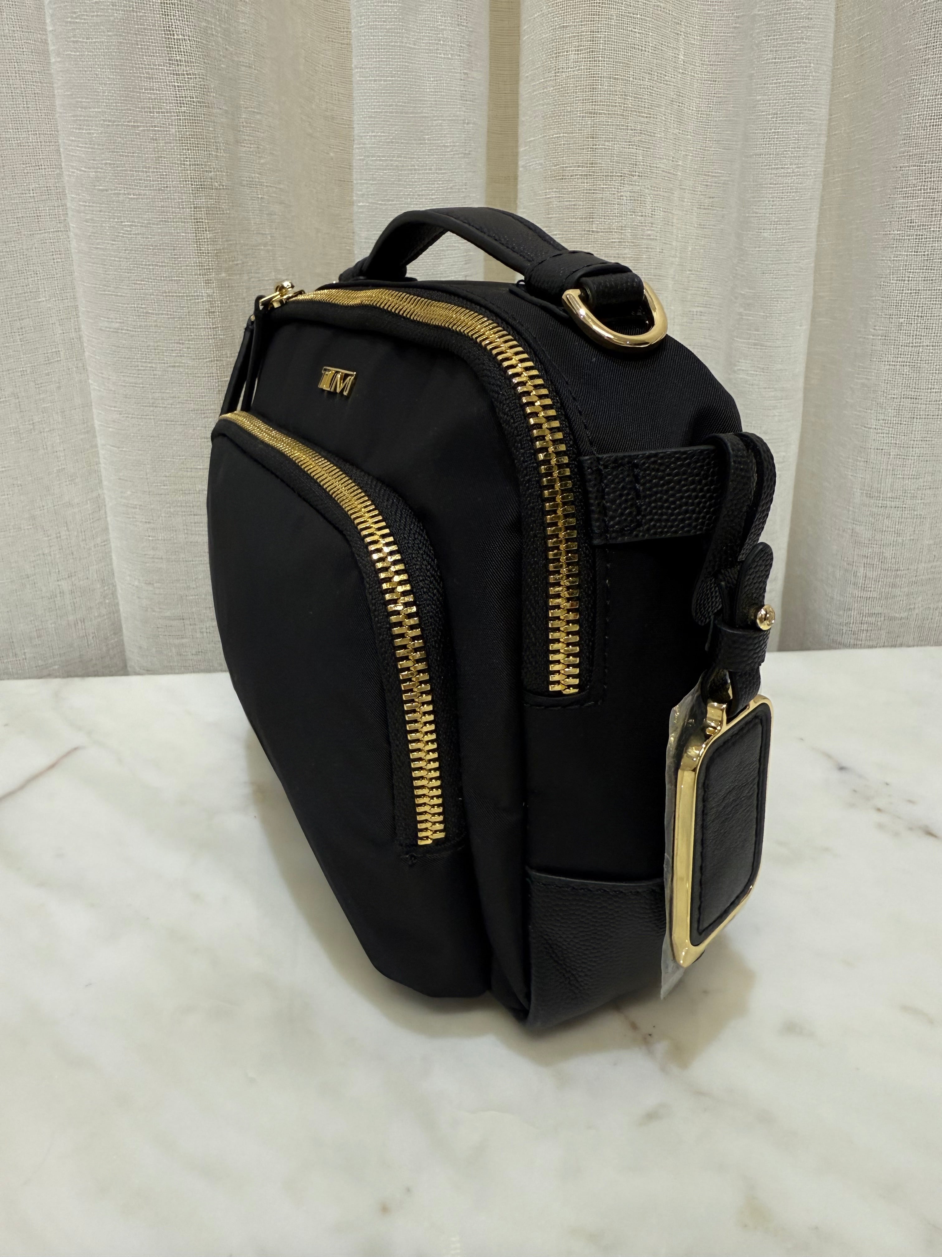 Tumi Teghan Blk Crossbody bag