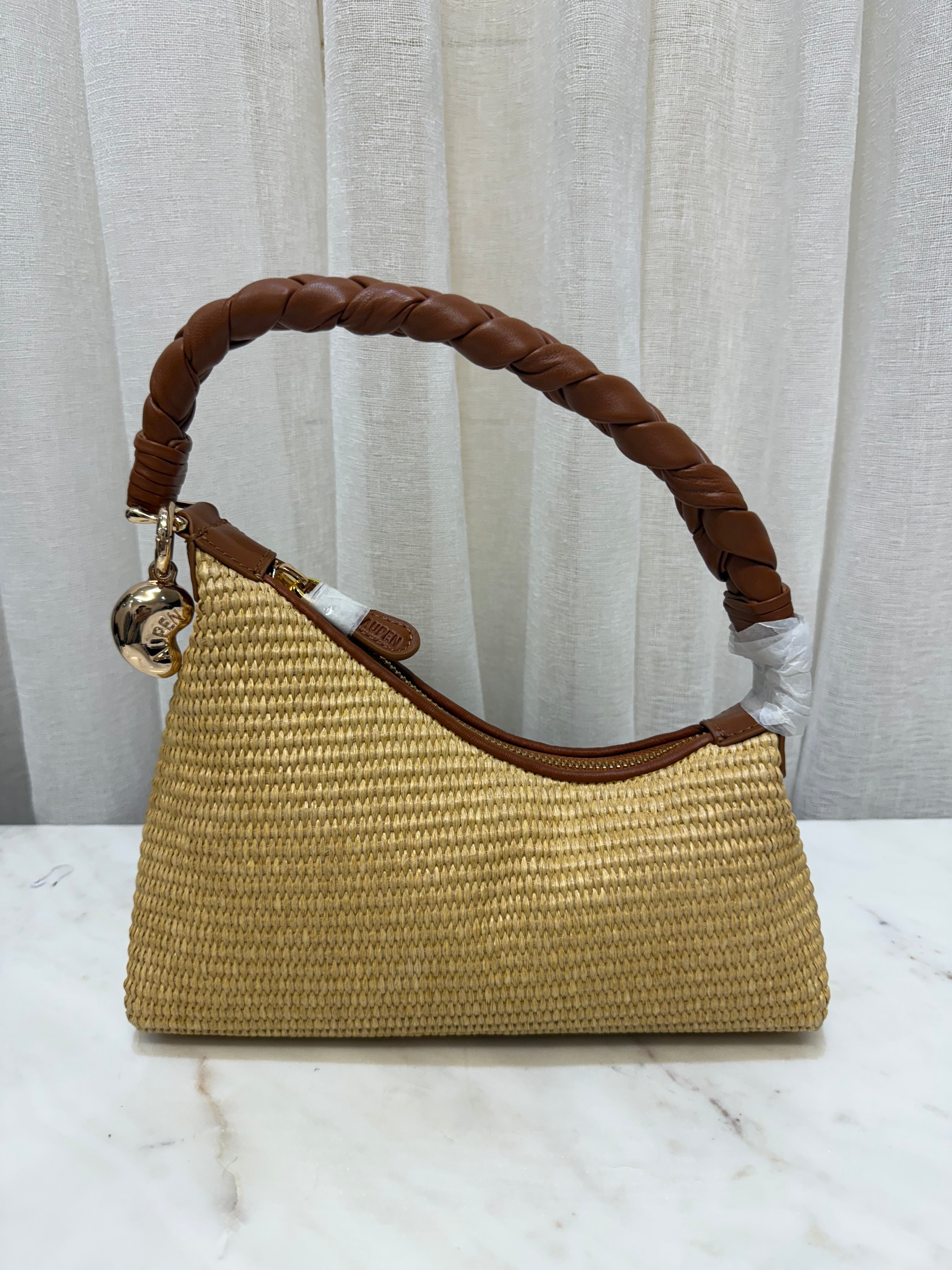 Aupen Nirvana Brown bag