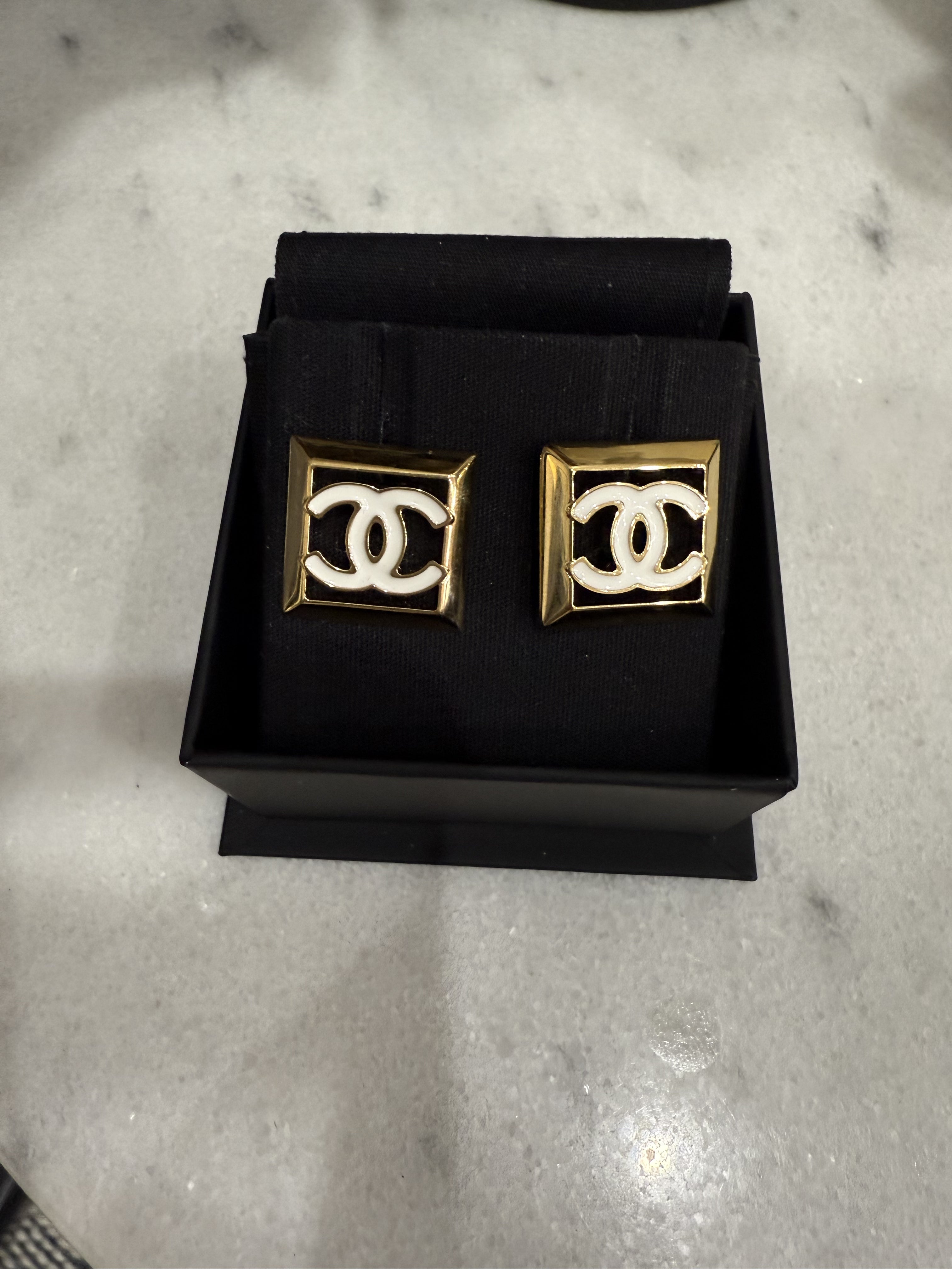 Chanel Gold Earrings w box