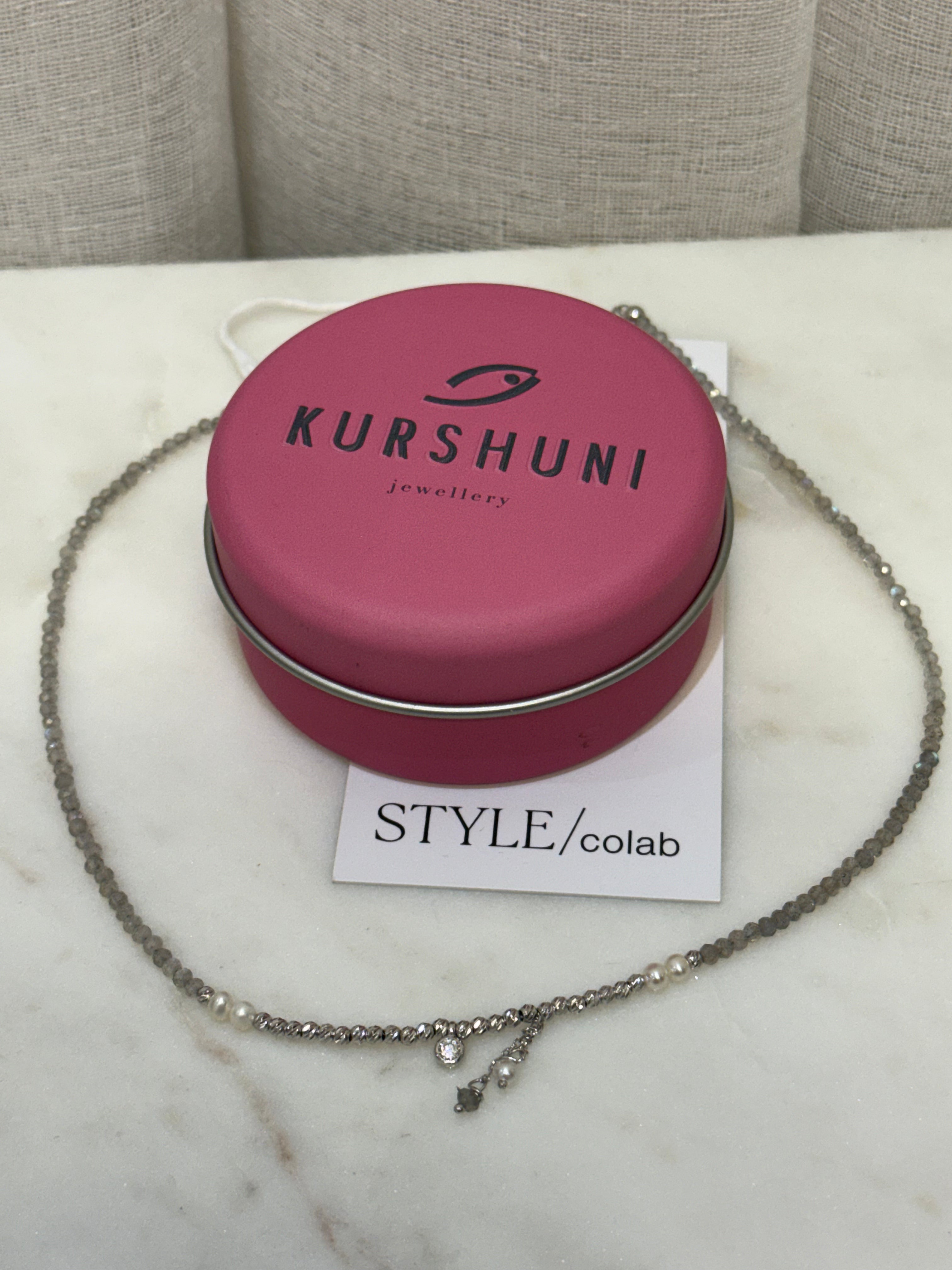 Kurshini Leur Silver Necklace stones w/case