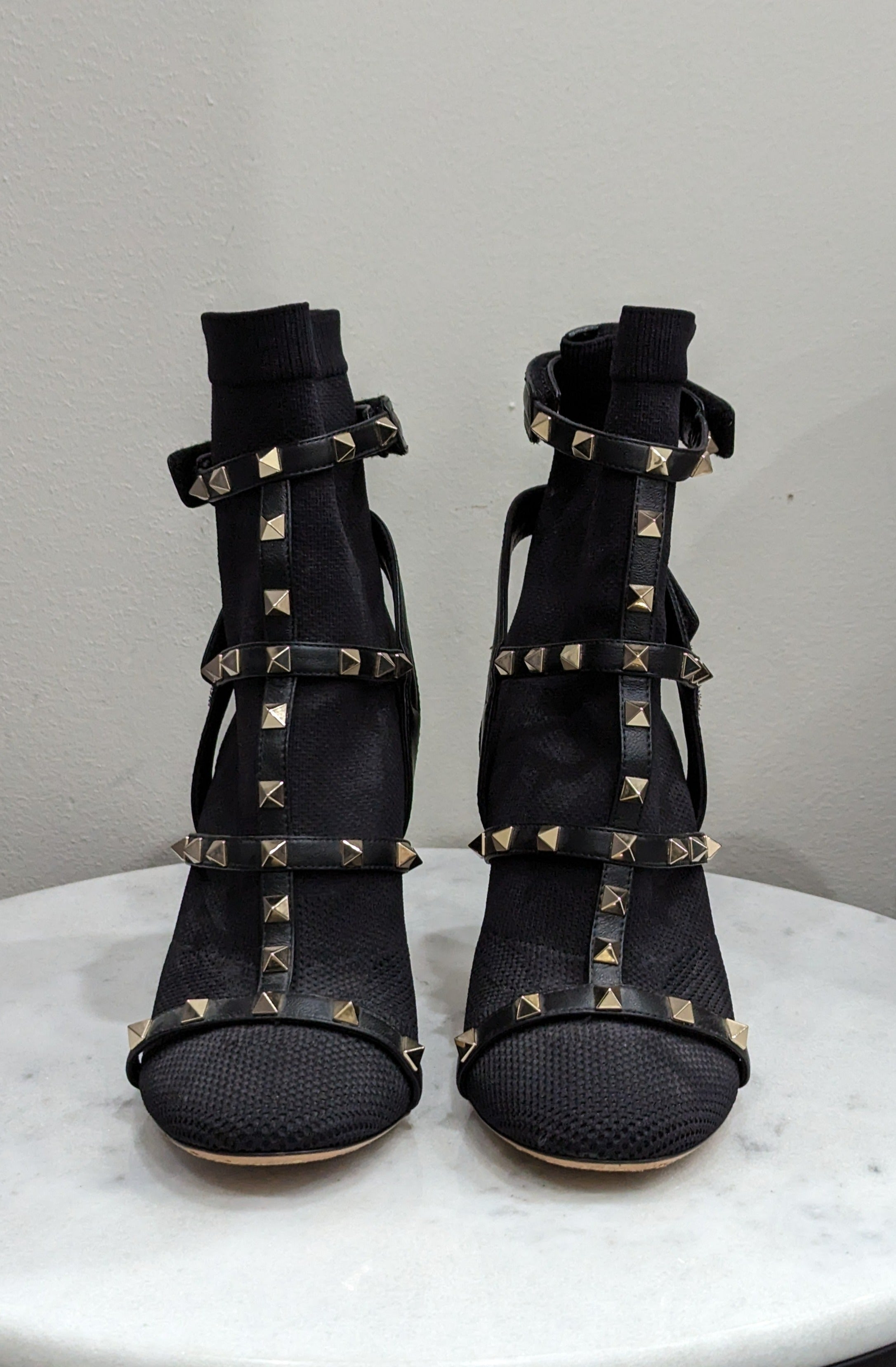 Valentino Blk Studded Ankle Boots 37.5