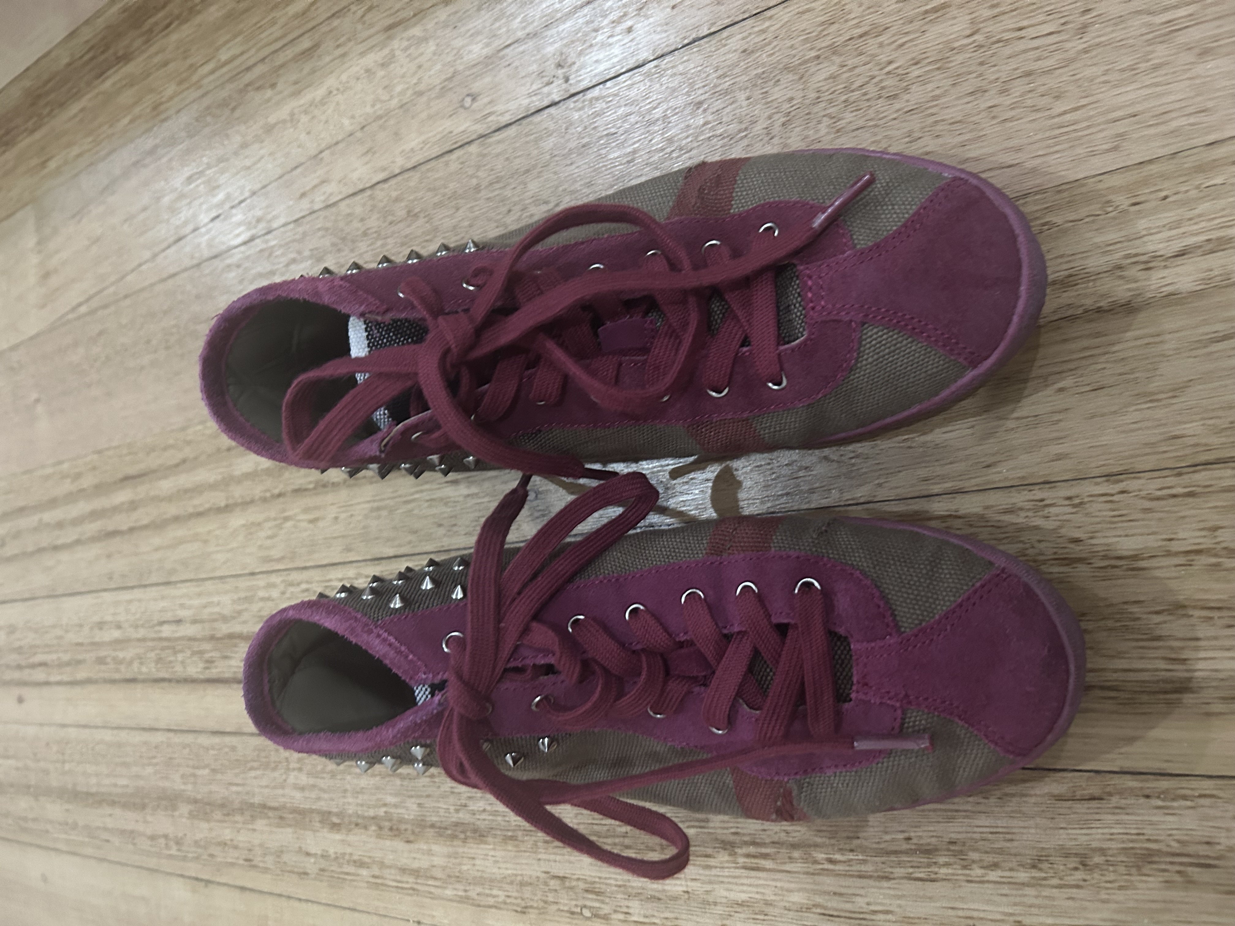 Burberry Canvas Sneakers 38