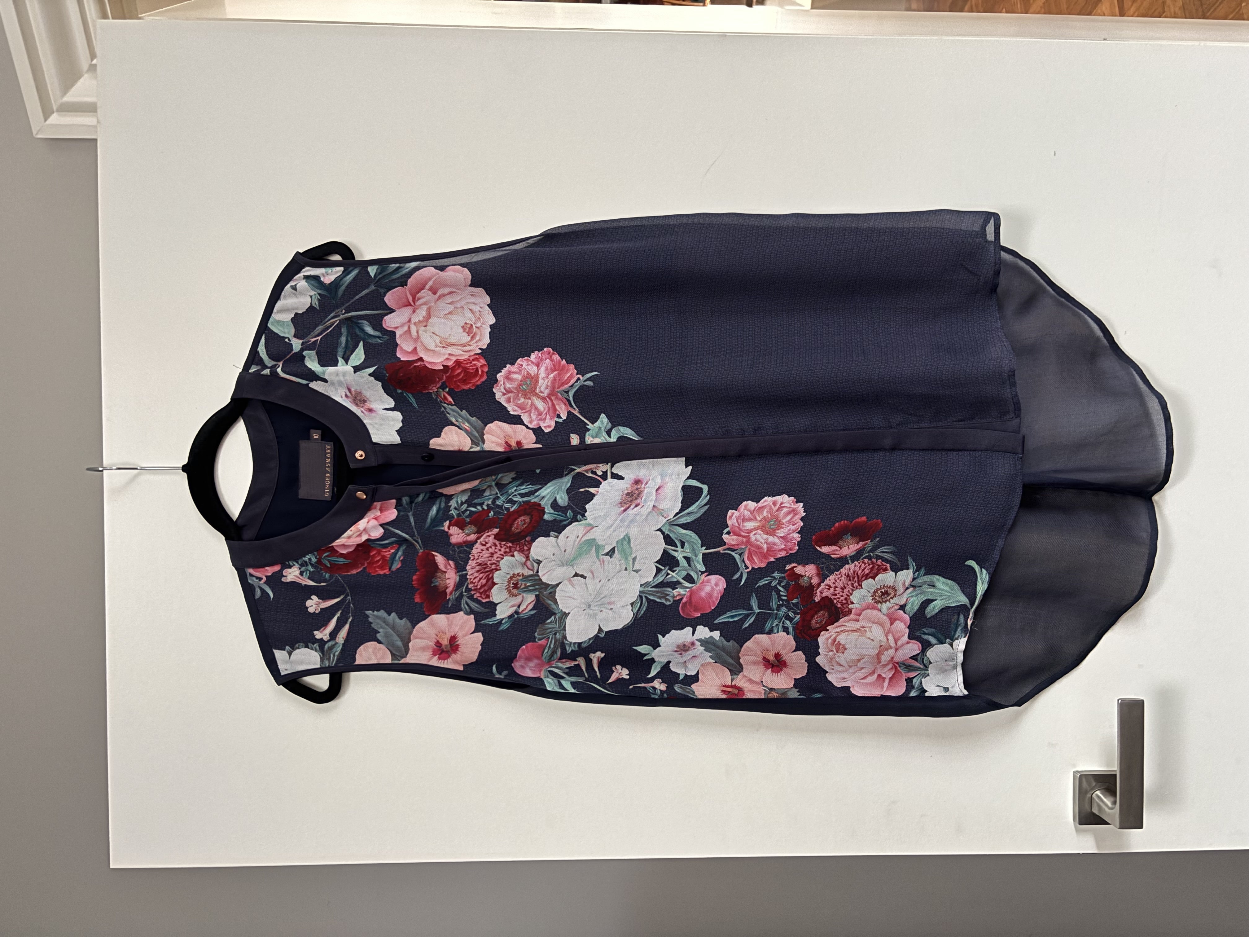 Ginger & Smart Navy Top 10