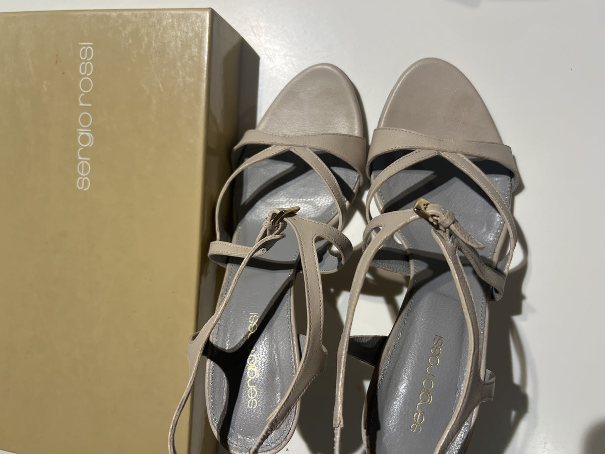 Sergio Rossi Beige Sandal 39.5 WB