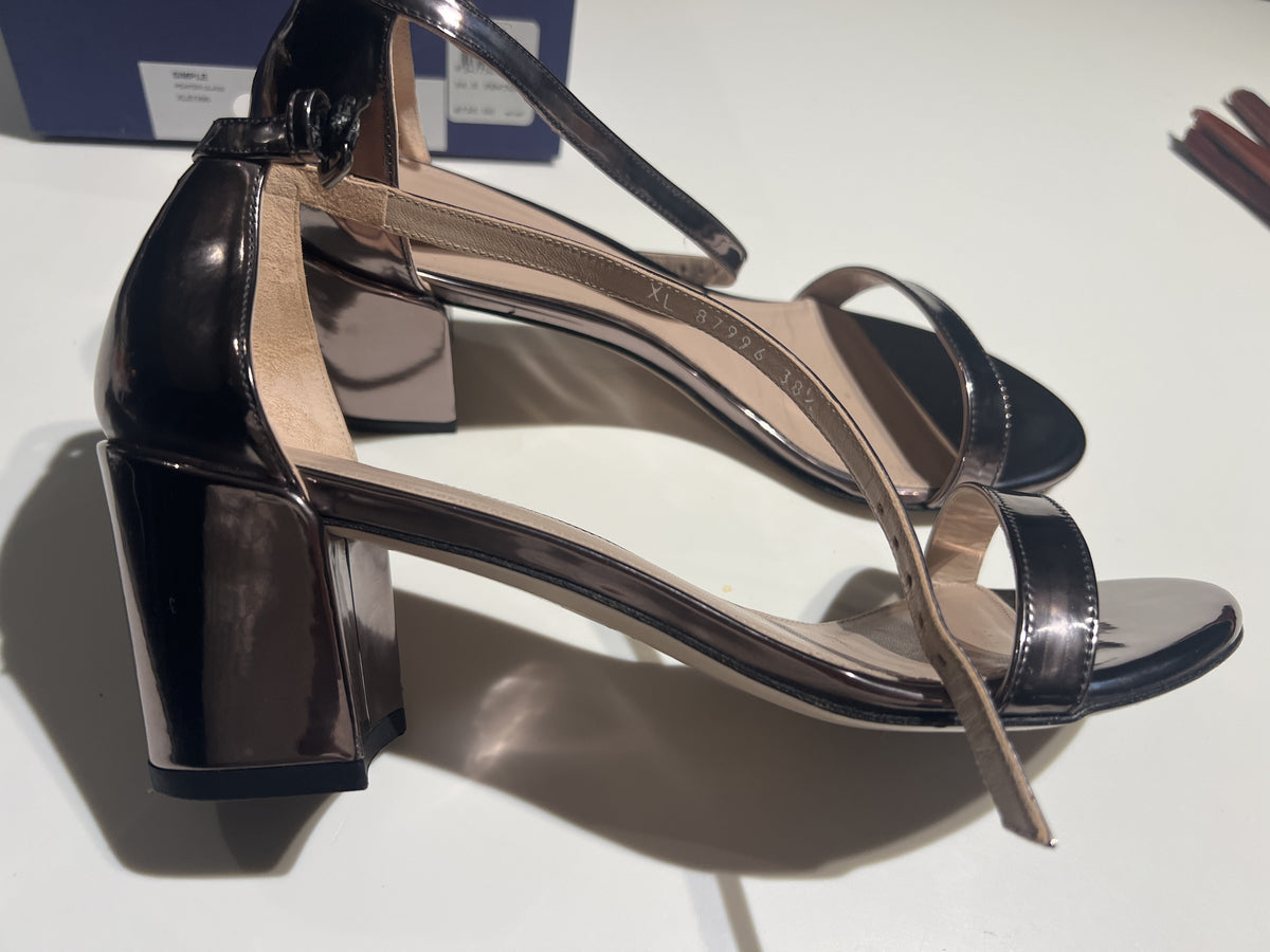 Stuart Weitzman Pewter Sandal 38.5 WB